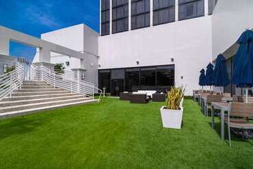 هتل Hilton Miami Downtown