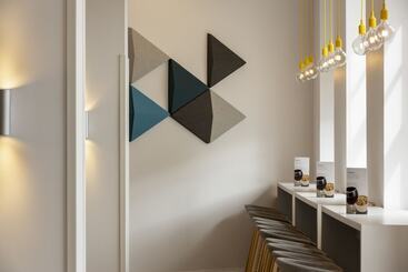هتل Holiday Inn Express Edinburgh City Centre, An Ihg