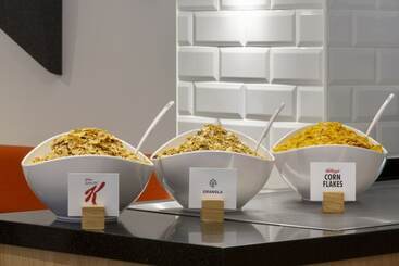 هتل Holiday Inn Express Edinburgh City Centre, An Ihg