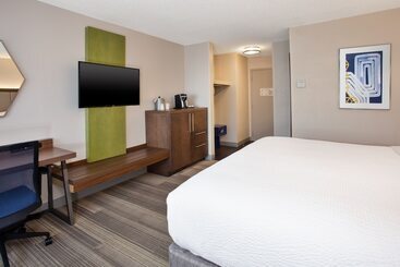 هتل Holiday Inn Express Nashville Airport, An Ihg