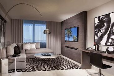 هتل Hyatt Regency Los Angeles International Airport