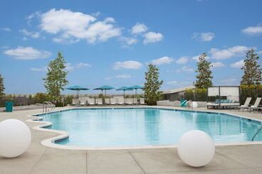 هتل Hyatt Regency Los Angeles International Airport