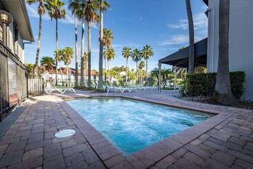 هتل Legacy Vacation Resorts Kissimmee & Orlando   Near Disney