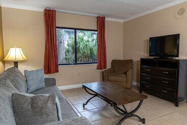 هتل Legacy Vacation Resorts Kissimmee & Orlando   Near Disney