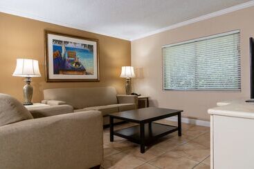 هتل Legacy Vacation Resorts Kissimmee & Orlando   Near Disney