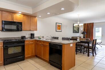هتل Legacy Vacation Resorts Kissimmee & Orlando   Near Disney