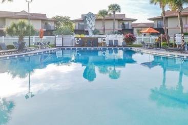 هتل Hilton Vacation Club Aqua Sol Orlando West