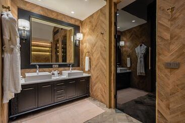 هتل Papillon Ayscha Resort & Spa