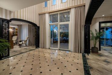 هتل Papillon Ayscha Resort & Spa