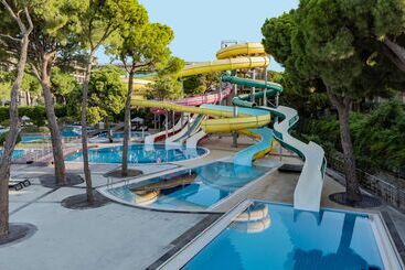 هتل Papillon Ayscha Resort & Spa