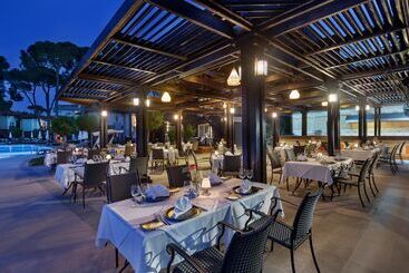 هتل Papillon Ayscha Resort & Spa