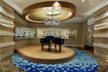 هتل Papillon Ayscha Resort & Spa