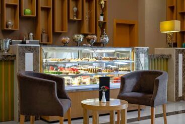هتل Papillon Ayscha Resort & Spa