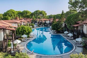 هتل Papillon Ayscha Resort & Spa