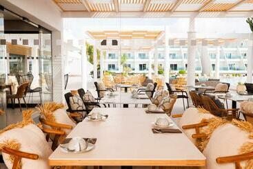 هتل Radisson Blu Resort Lanzarote