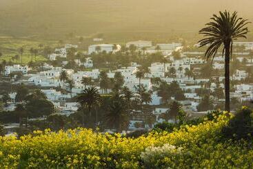 هتل Radisson Blu Resort Lanzarote