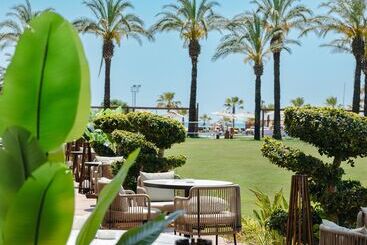 هتل Rixos Premium Belek, The Land of Legends Access