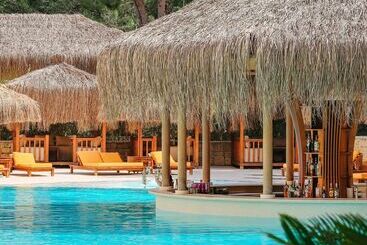 هتل Rixos Premium Belek, The Land of Legends Access