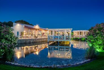 هتل Rixos Premium Belek, The Land of Legends Access