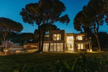 هتل Rixos Premium Belek, The Land of Legends Access