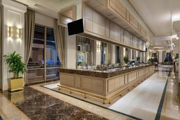 هتل Rixos Premium Belek, The Land of Legends Access