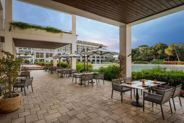هتل Rixos Premium Belek, The Land of Legends Access