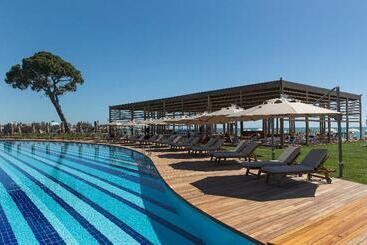 هتل Rixos Premium Belek, The Land of Legends Access