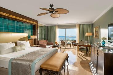 هتل Rixos Premium Bodrum