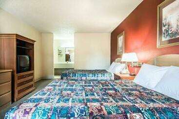 هتل Main Gate Kissimmee Formally Road Way Inn