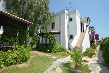 Salinas Beach Hotel Bodrum Boutique Concept
