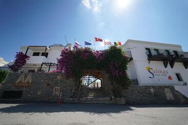 Salinas Beach Hotel Bodrum Boutique Concept