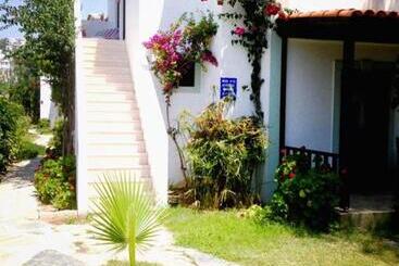 Salinas Beach Hotel Bodrum Boutique Concept