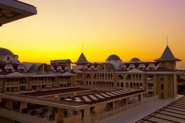 Side Star Resort Hotel   Ultra All Inclusive
