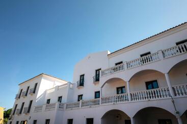 هتل Sighientu Resort