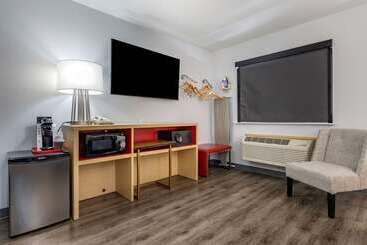 هتل Sleep Inn & Suites