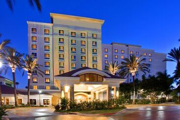 هتل Sonesta Anaheim Resort Area