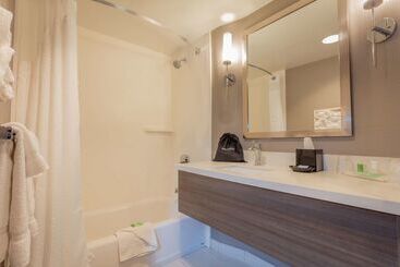 هتل Sonesta Anaheim Resort Area