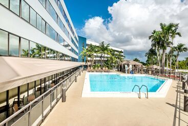 هتل Sonesta Miami Airport