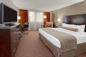 هتل Sonesta Miami Airport