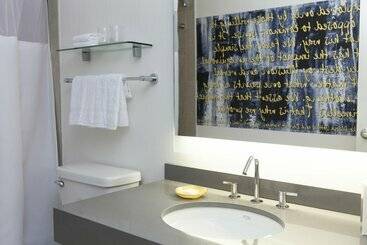 The Fifty Sonesta Hotel New York