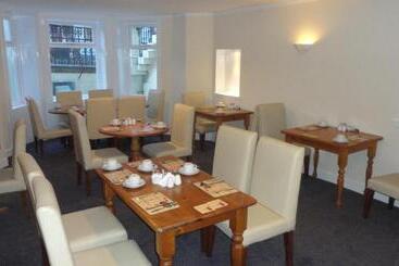 هتل Sandyford Lodge