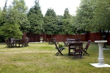 בית מלון כפרי Voco St. Johns Solihull, An Ihg