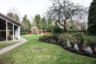 هتل Voco St. Johns Solihull, An Ihg
