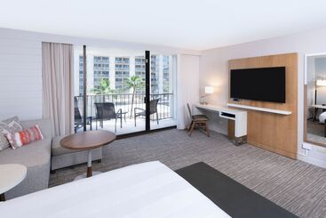 هتل Waikiki Beach Marriott Resort & Spa