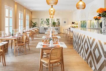 استراحتگاه Alua Suites Fuerteventura  All Inclusive
