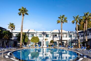 استراحتگاه Thb Tropical Island