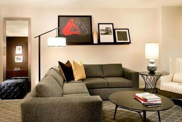 The Fifty Sonesta Hotel New York