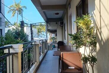 Отель Mgg Casa Dela Playa