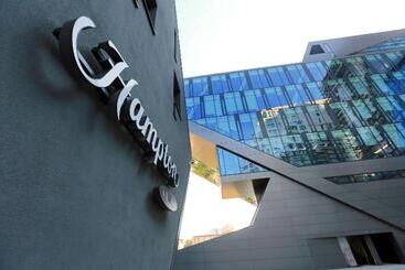 هتل Hampton By Hilton Olsztyn