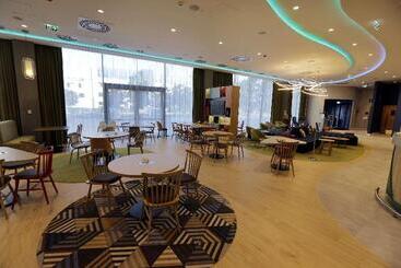 هتل Hampton By Hilton Olsztyn